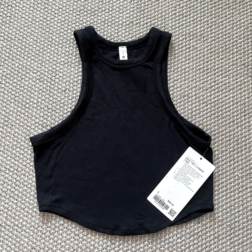LULULEMON Hold Tight Cropped Tank. Color black. Size 6
New with tags